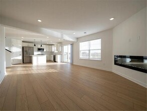 1073 Jubert Dr in Medina, MN - Building Photo - Building Photo