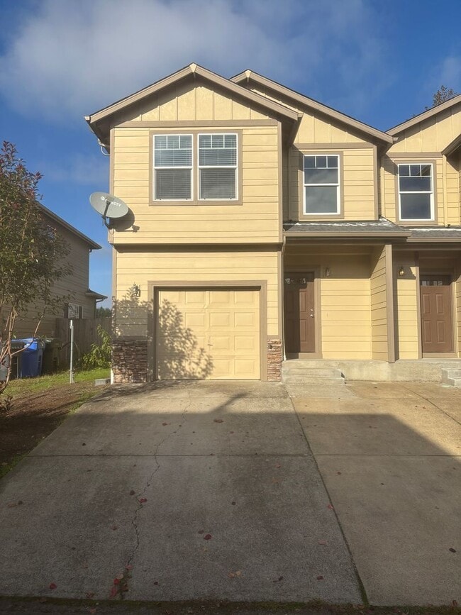 4121 Geranium Loop NE in Salem, OR - Building Photo - Building Photo