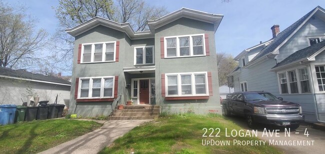 222 N Logan Ave