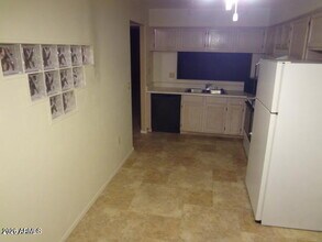 1423 N Oak St in Tempe, AZ - Building Photo - Building Photo