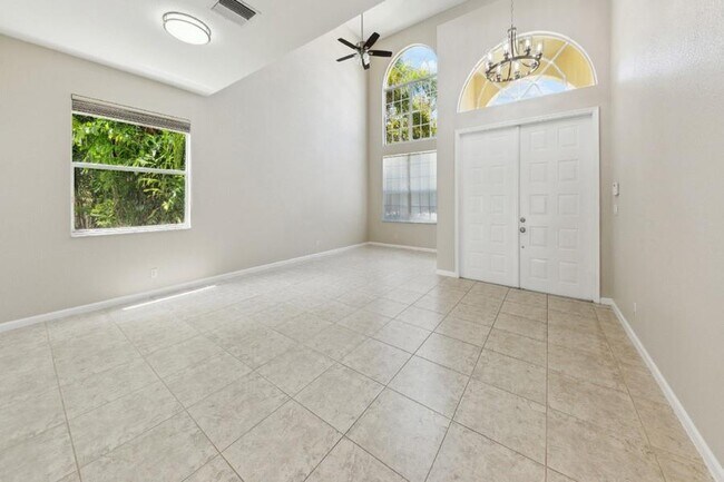 103 Devonshire Cir in Royal Palm Beach, FL - Building Photo - Building Photo