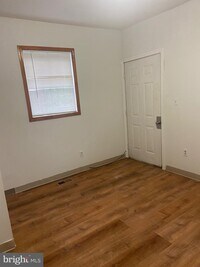 1833 W Lexington St photo'