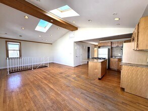 167 Pearl St-Unit -3 in Somerville, MA - Building Photo - Building Photo