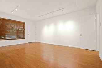 1047 2nd St in Santa Monica, CA - Building Photo - Building Photo