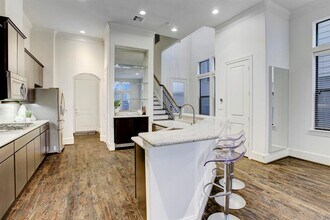5506 Darling St in Houston, TX - Building Photo - Building Photo