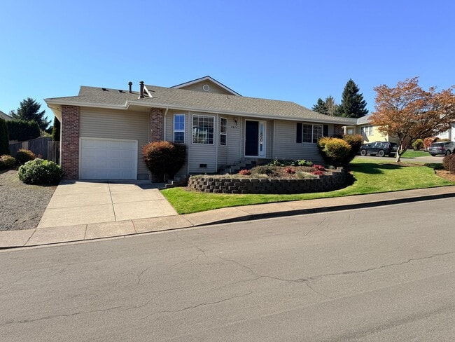 property at 2846 Vintage Ave SE