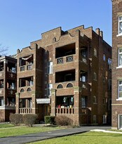 2677 Euclid Heights Blvd Apartments