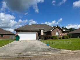 38695 Red Bud Lane in Denham Springs, LA - Building Photo