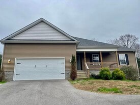 224 Homewood Blvd in Glasgow, KY - Building Photo