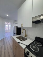 770 Westside Ave, Unit 3 in Jersey City, NJ - Building Photo - Building Photo