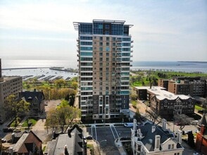 1522 N Prospect Ave in Milwaukee, WI - Building Photo - Building Photo