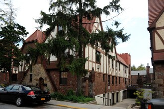 189-30 37th Ave in Flushing, NY - Foto de edificio - Building Photo