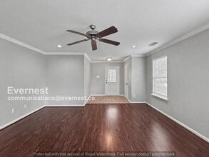 20730 Springlight Ln in Spring, TX - Foto de edificio - Building Photo