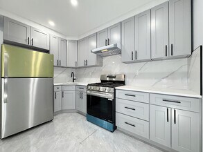 333 87th St, Unit 2 in Brooklyn, NY - Foto de edificio - Building Photo