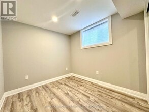 39 Grove Ave in St Catharines, ON - Building Photo - Building Photo