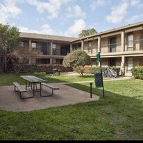 Casa Blanca in Waco, TX - Building Photo