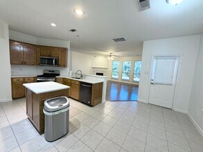 3917 Old Richwood Ln in Fort Worth, TX - Foto de edificio - Building Photo