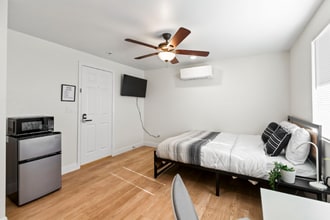 2417 E Wilson Ave in Las Vegas, NV - Building Photo - Building Photo