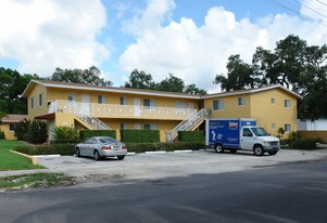 703 SW 7th Ave in Fort Lauderdale, FL - Building Photo