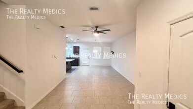 3524 Sebastian Bridge Ln in Harmony, FL - Foto de edificio - Building Photo