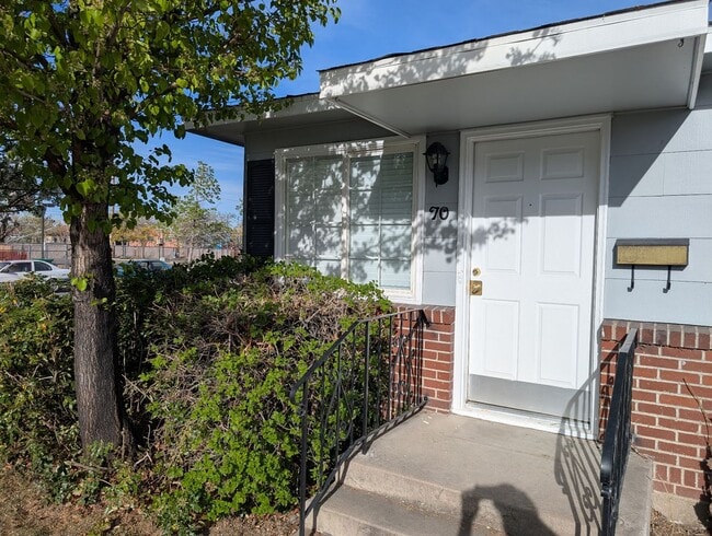70-80 Locust St in Reno, NV - Building Photo - Building Photo