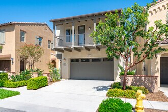 15803 Moonflower Ave in Chino, CA - Building Photo - Building Photo