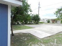 2113 Amy St in Mission, TX - Foto de edificio - Building Photo