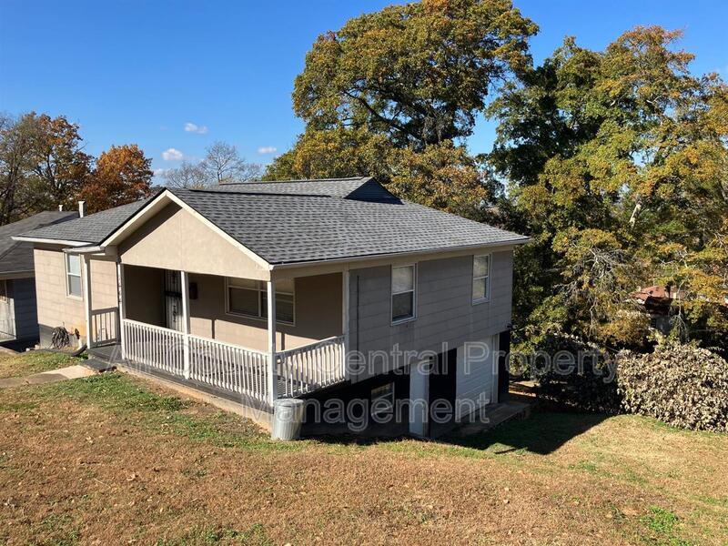 1444 31st St N in Birmingham, AL - Building Photo