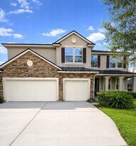 2099 Club Lake Dr in Orange Park, FL - Building Photo