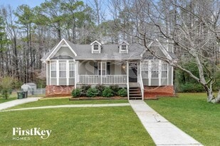 682 Brandy Dr in Trussville, AL - Building Photo