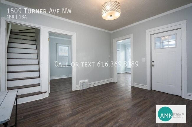 1509 Turner Ave NW in Grand Rapids, MI - Building Photo - Building Photo