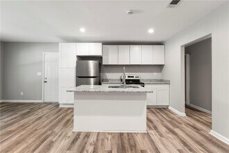 1780 Brewer Blvd SW in Atlanta, GA - Building Photo - Building Photo