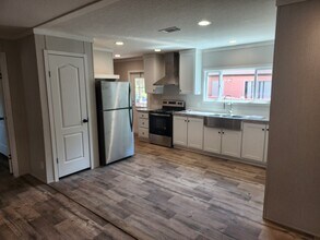 3900 Nesrus Ln in Kissimmee, FL - Building Photo - Building Photo