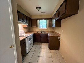 5177 Haynes Dr in Horn Lake, MS - Building Photo - Building Photo