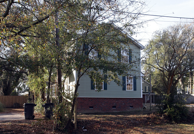 1083 Glenshaw St in Charleston, SC - Building Photo - Building Photo