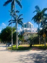 252 Jefferson Ave, Unit 8 in Miami Beach, FL - Building Photo