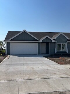213 W Sunset St in Valley, NE - Building Photo