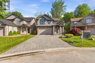 307 Portrush Pl in London, ON - Building Photo