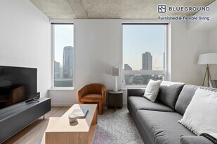 210 8th Ave N in Seattle, WA - Building Photo