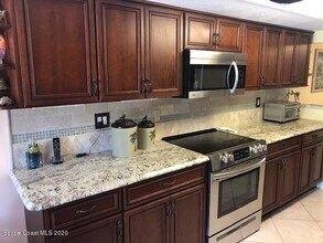 3234 Beach View Way in Melbourne Beach, FL - Building Photo - Building Photo