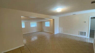 4911 Danny Boy Cir in Orlando, FL - Building Photo - Building Photo