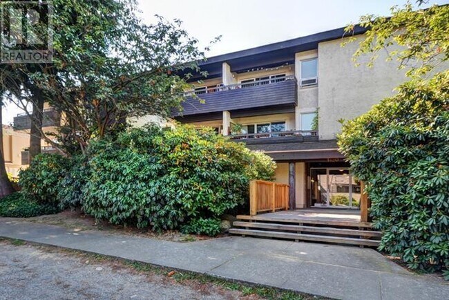 1420 E 8th Ave in Vancouver, BC - Building Photo - Building Photo