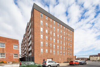 Ocean Terrace in Long Beach, NY - Building Photo - Building Photo