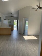 673 Lawelawe St in Honolulu, HI - Building Photo - Building Photo