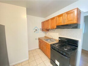 5537 Poplar St in Philadelphia, PA - Building Photo - Building Photo