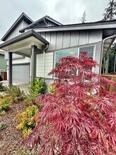 2405 NE Waterlily Wy in Poulsbo, WA - Building Photo - Building Photo