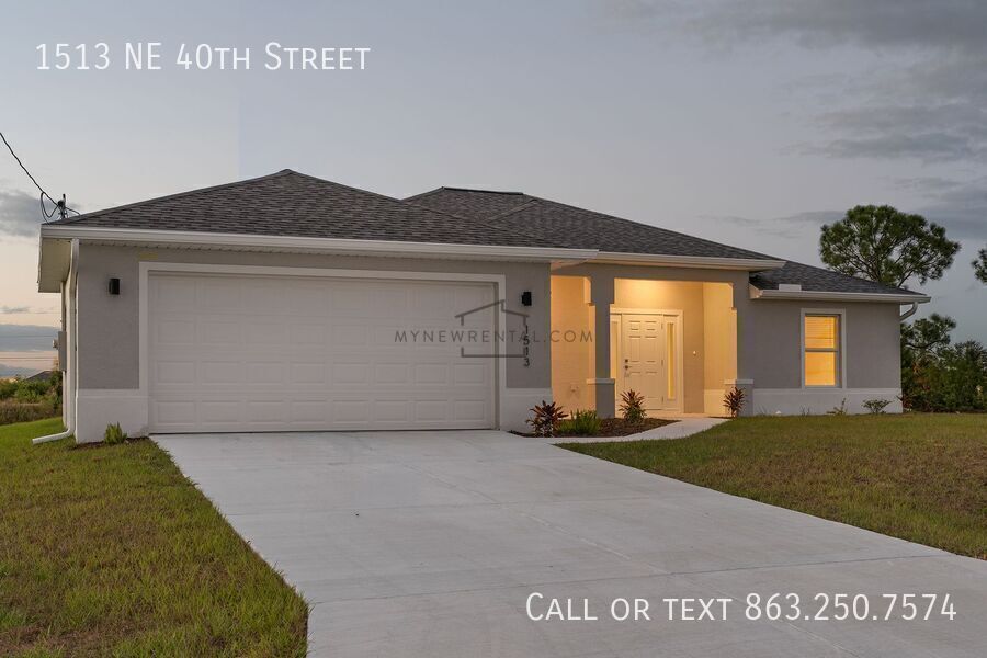 1513 NE 40th St in Cape Coral, FL - Building Photo