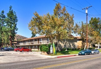 Sundance Apartments in Lakeside, CA - Foto de edificio - Building Photo