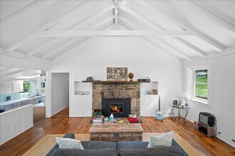7 Westview Ln in Norwalk, CT - Building Photo - Building Photo