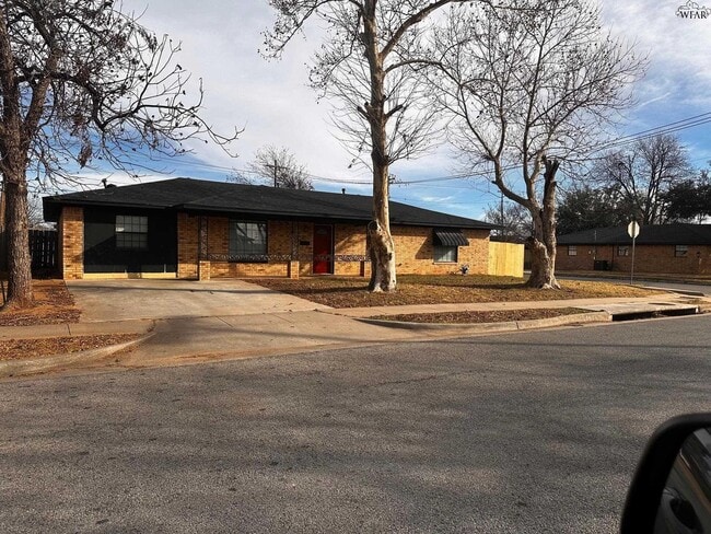 property at 4445 McNiel Ave